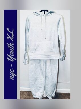 Youth XL Gray Hoodie and Sweatpants Set
